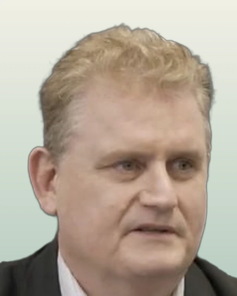 Portrait of Guy Baxendale